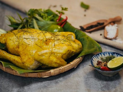 Thành phẩm cho món gà hấp muối cực hấp dẫn