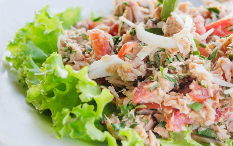 Salad cá ngừ - Món ngon từ cá ngừ giàu dinh dưỡng tốt cho sức khỏe