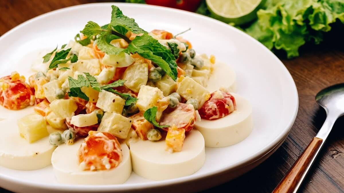 Salad đậu phụ và trứng