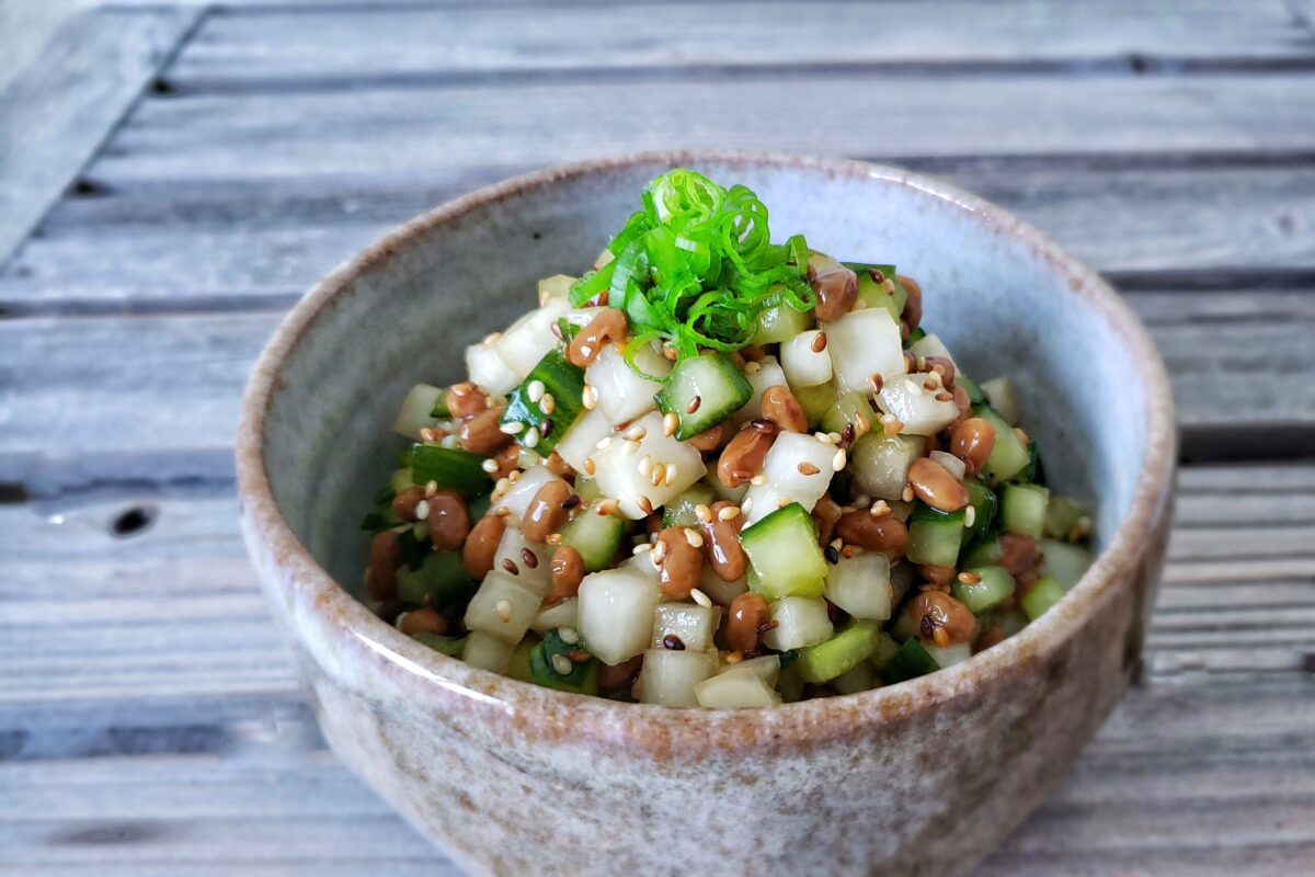 Salad natto